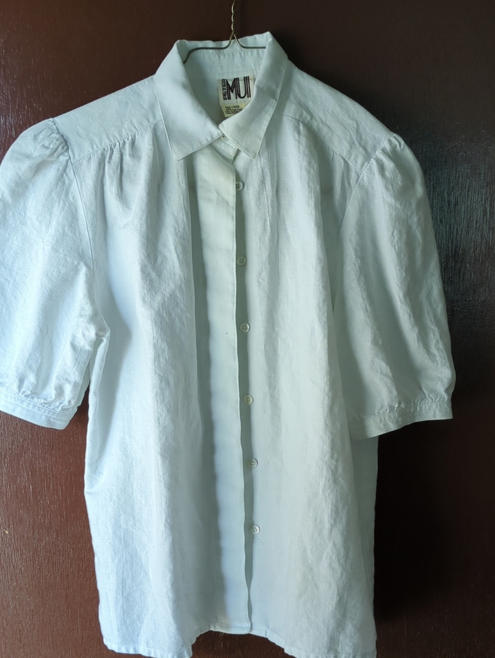 Vintage Mui White Short Sleeve Button-Down Shirt with Subtle Shoulder Gathers 6